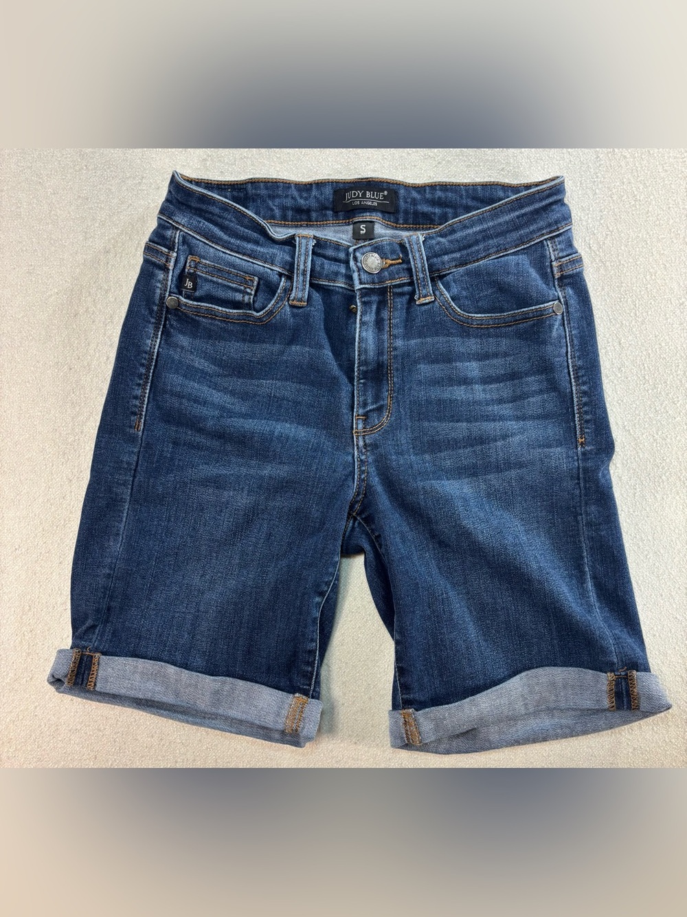 Judy Blue Bermuda Jean Shorts Womens Small Dark Wash Mid Rise Stretch Cuffed - Picture 2 of 7